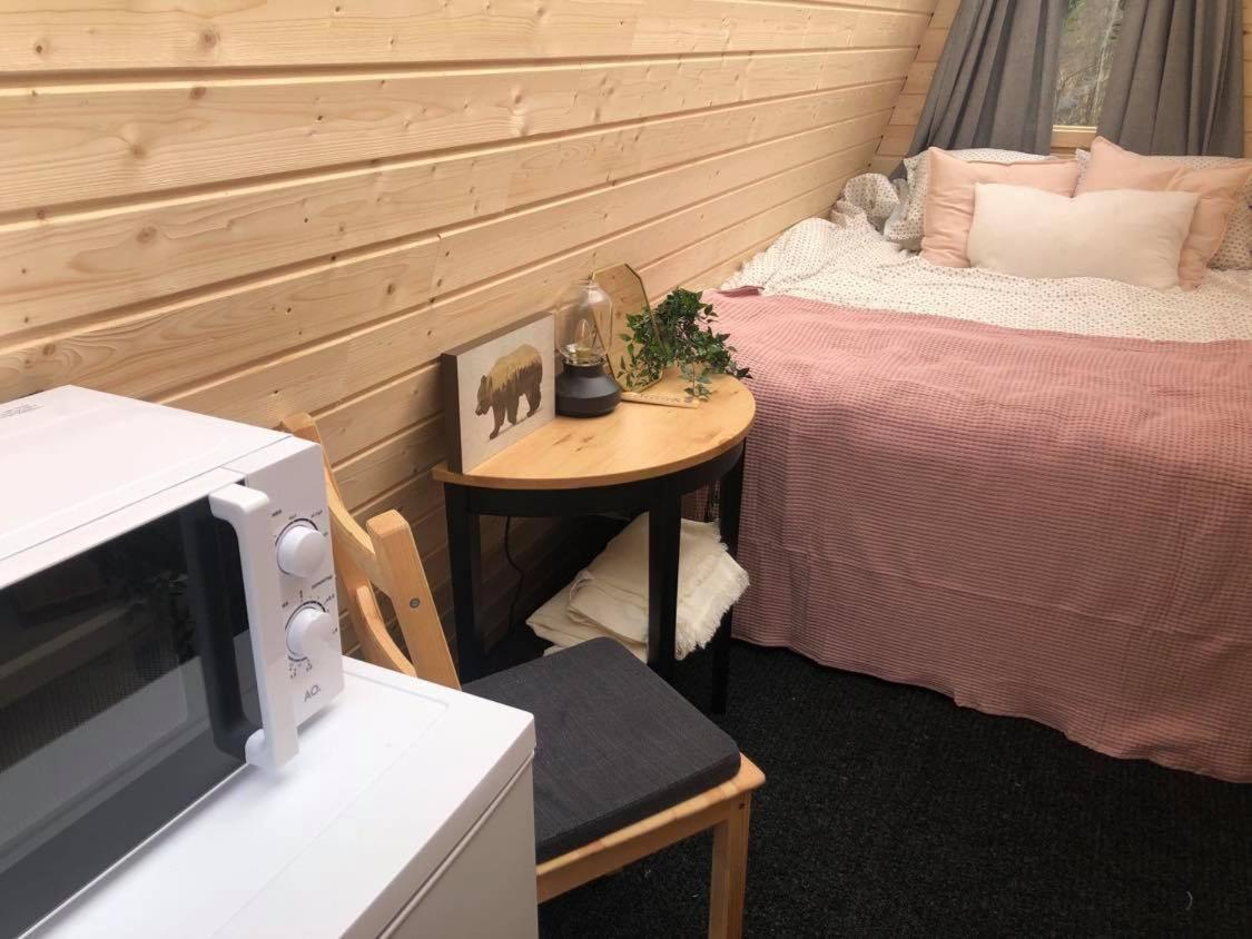 Niiralan Tila : Starlite Cabin Laitila Bagian luar foto