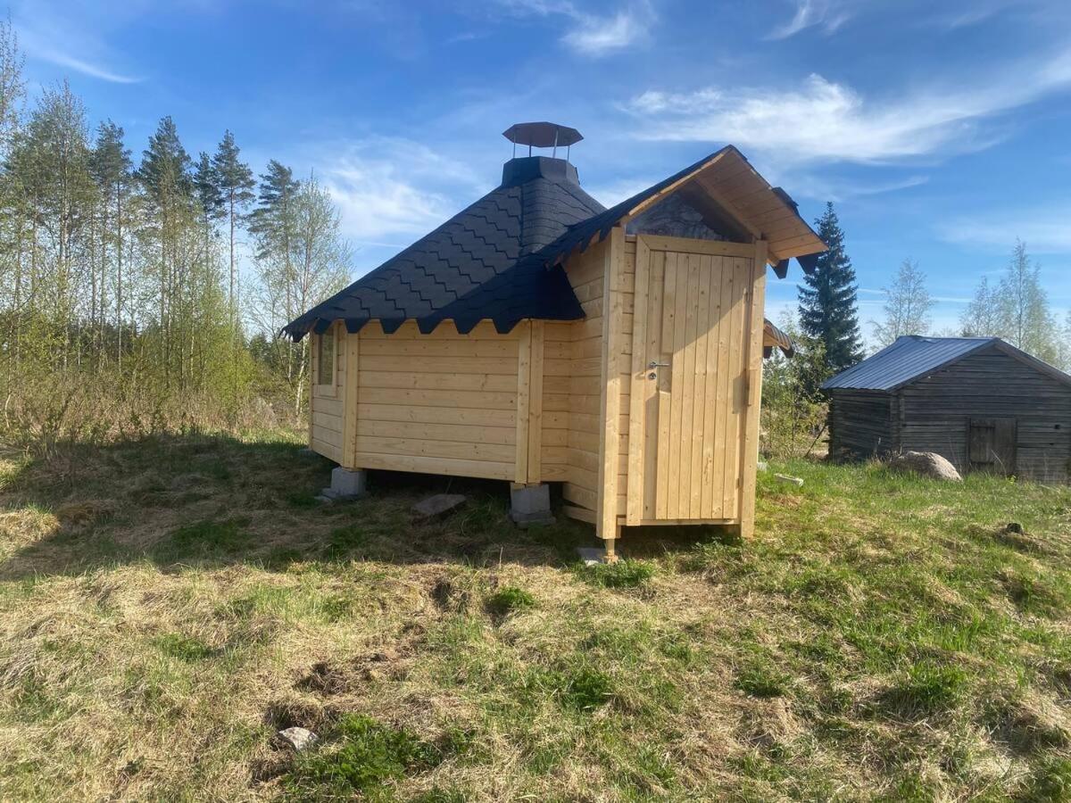 Niiralan Tila : Starlite Cabin Laitila Bagian luar foto